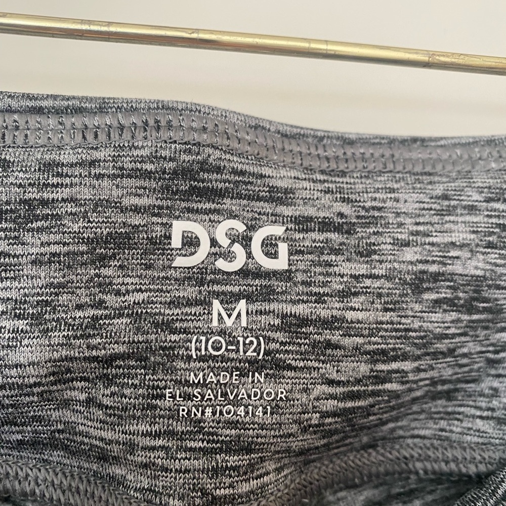 Girls Size M ( 10-12) DSG Brand Stars Leggings Wide Waistband poly… - Picture 2 of 9
